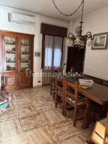 Villa a schiera via Roma, Centro, Minerbe