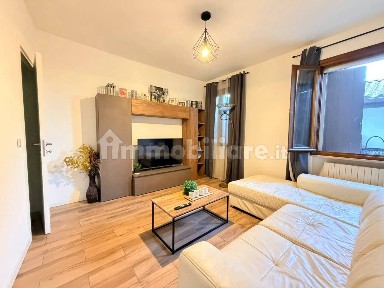 Villa a schiera via Pier Domenico Frattini 43, Centro, Legnago