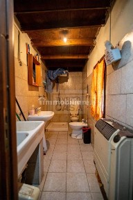Villa a schiera via Strà 44, Strà, Cologna Veneta