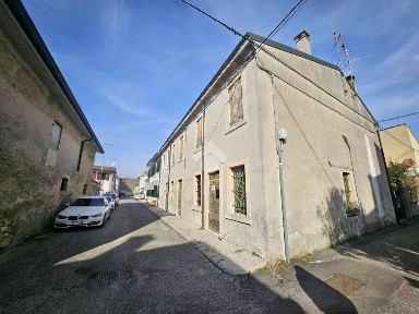Villa a schiera via borgo pio 25, San Giovanni Lupatoto