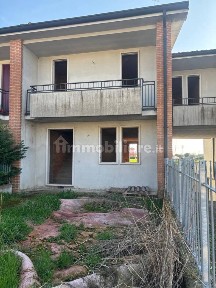 Villa a schiera 4 locali, nuova, Centro, Isola Rizza