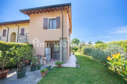 Villa a schiera piazzetta San Severo 1, Centro, Bardolino
