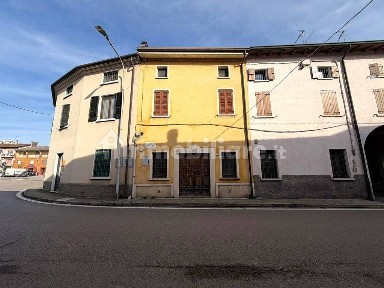 Villa a schiera 3 locali, buono stato, Valeggio sul Mincio