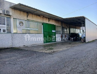 Capannone in Vendita