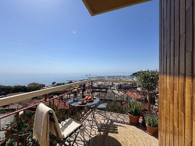 Trilocale via Delforno Garea Mario 10, Centro, Varazze