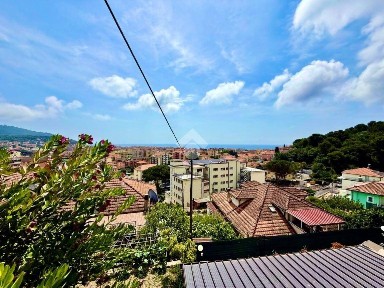 Andora, Via Delle Ginestre, 19