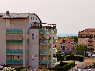 Albenga, Via alcide de gasperi, 6