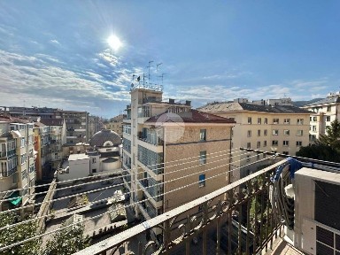 Appartamento via de Mari 1, Centro Storico, Savona