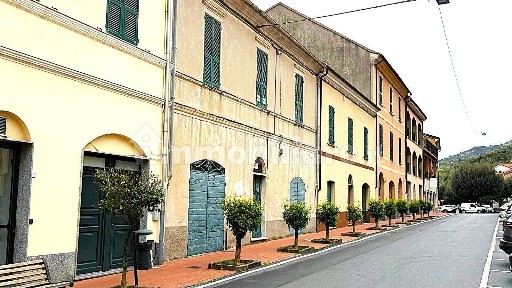 Appartamento via Pietro Mainero, Centro, Toirano
