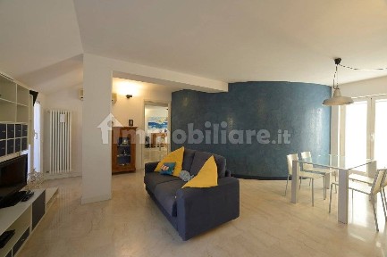 Trilocale via Privata Bogliolo 7, Centro, Alassio