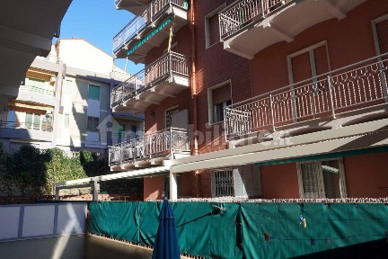 Bilocale via Vignette 109, Centro, Pietra Ligure