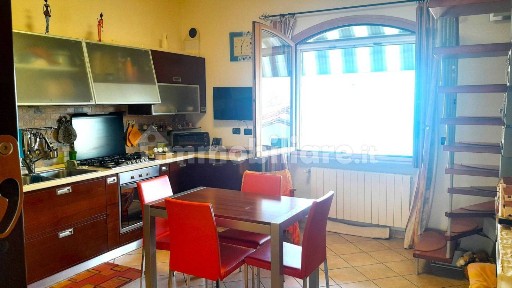 Trilocale via Niccolò Paganini 26, Centro, Pietra Ligure