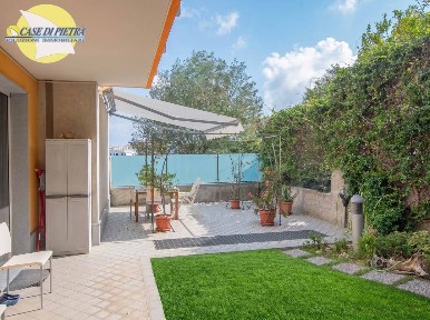 Trilocale via Monsignor Luigi Rembado 6, Centro, Pietra Ligure