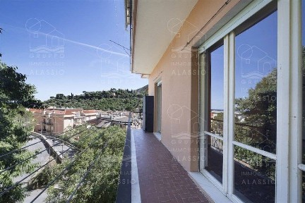Quadrilocale buono stato, terzo piano, Fenarina, Via Neghelli, Collina di Ponente, Alassio