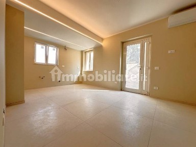 Trilocale via Punta Tacuara 115, Laigueglia