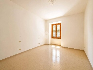 Appartamento via Montenotte 3, Centro Storico, Savona