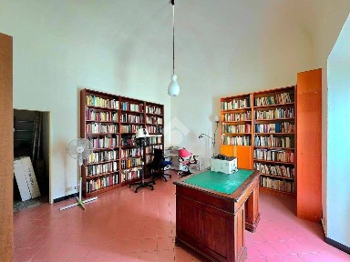 Appartamento via Gio Francesco Niella 9, Centro Storico, Savona
