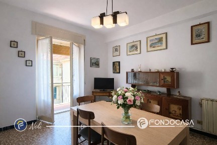 Trilocale via Luigi Defferrari, Centro, Noli