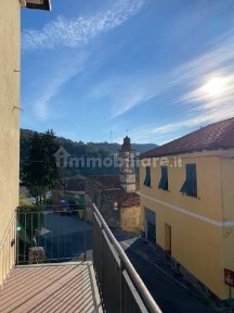 Trilocale via Decia, Calice Ligure