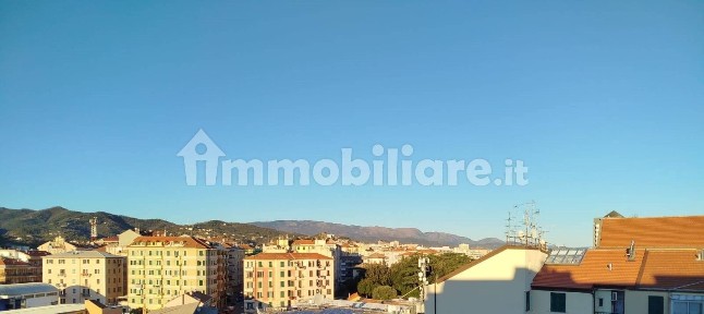 Trilocale via Gaetano Donizetti, Legino, Zinola, Fornaci, Savona