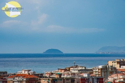 Bilocale via San Domenico 111, Centro, Pietra Ligure