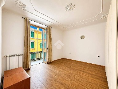 Appartamento via Montenotte 13, Centro Storico, Savona