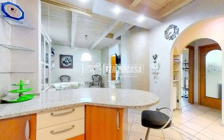 Appartamento via Aurelia 242, Vado Centro, Vado Ligure