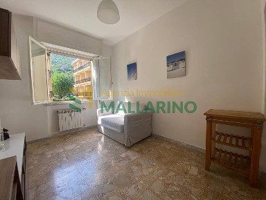 Bilocale via Varese, Centro, Finale Ligure