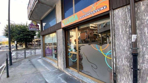Locale commerciale in Affitto