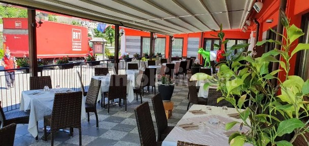 Locale commerciale in Affitto