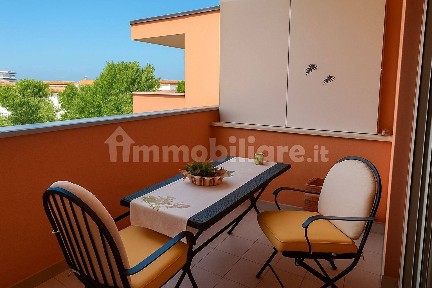 Trilocale via Como 13, Centro, Loano