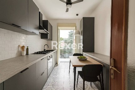 Trilocale via Isonzo, 28, Centro, Loano