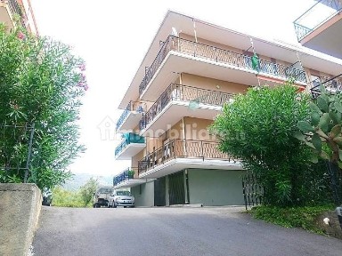 Ceriale, Via Magnone, 77