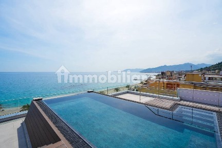 Bilocale viale Europa 115, Centro, Pietra Ligure