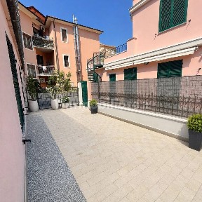 Trilocale via degli Ulivi, Borgio, Borgio Verezzi