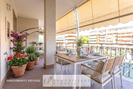 Quadrilocale via Bologna 6, Centro, Albenga