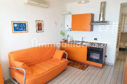 Bilocale via Roma 170, Laigueglia
