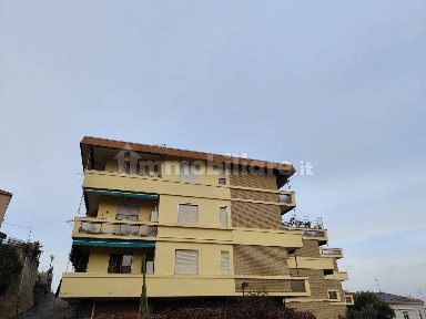 Quadrilocale via Belvedere 12, Centro, Ceriale