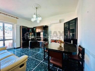 Trilocale da ristrutturare, quarto piano, Villapiana, La Rusca, Via Mignone, Savona