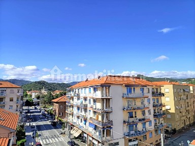 Albisola Superiore, Corso Giuseppe Mazzini
