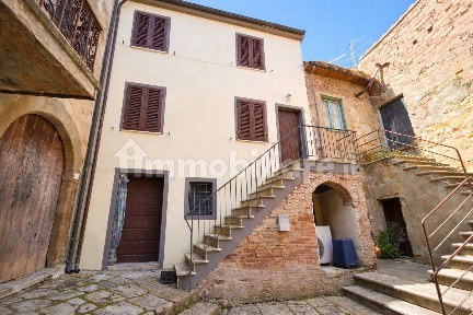 Terratetto unifamiliare via Roma 94, Lari, Casciana Terme Lari