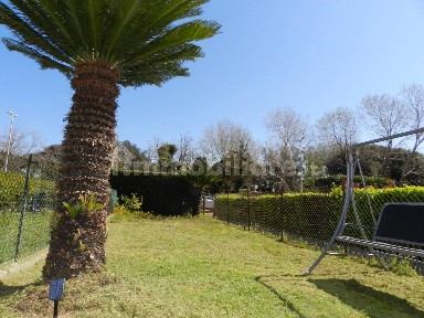 Terratetto unifamiliare 136 m², ottimo stato, Calambrone, Pisa