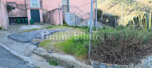 Trilocale via alla Costa 14, San Fedele Lusignano, Albenga