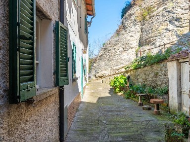 Terratetto unifamiliare via della Fonte 10, Sasso Pisano, Castelnuovo di Val di Cecina