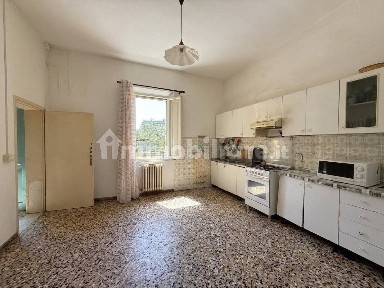 Terratetto plurifamiliare 122 m², buono stato, Centro, Santa Croce sull'Arno