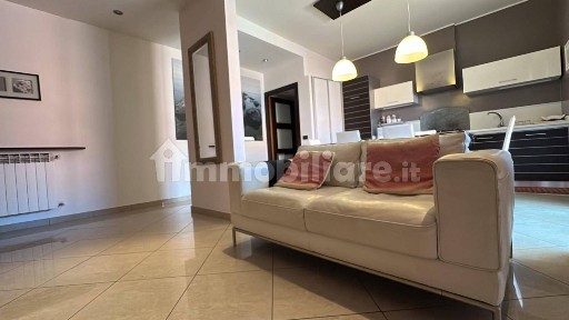 Trilocale via Giuseppe Verdi 19, Centro, Loano