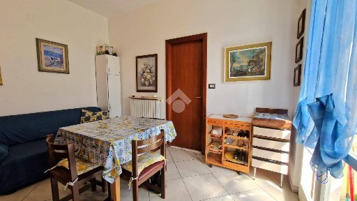 Trilocale via Isonzo 5, Centro, Loano