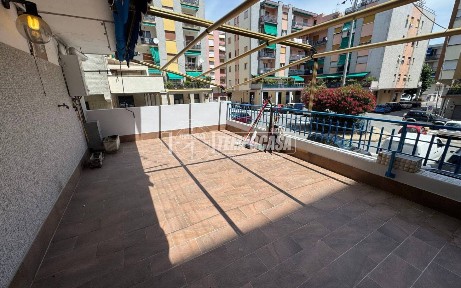 Albissola Marina, Piazza Lombardia 30