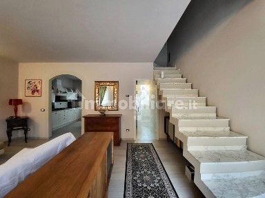 Terratetto unifamiliare 130 m², ottimo stato, Latignano, Cascina