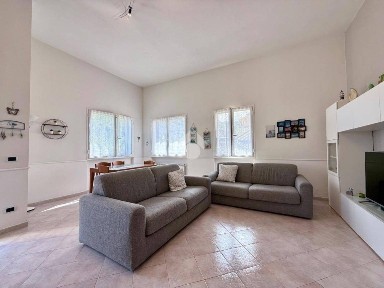 Bilocale frazione Bossaneto 45, Stellanello